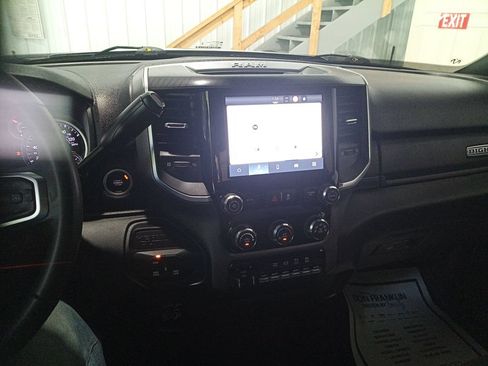 Used 2025 RAM 3500 Big Horn AWD/4WD image 20