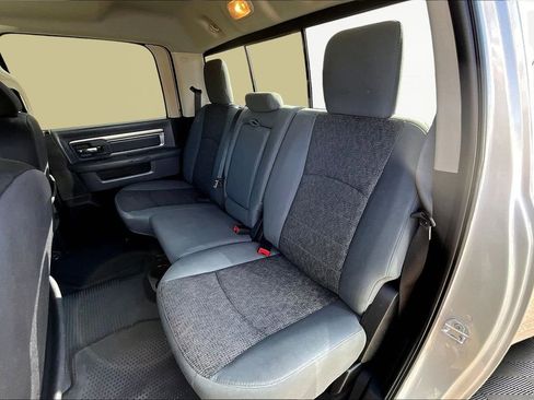 Used 2018 RAM 3500 Big Horn image 28