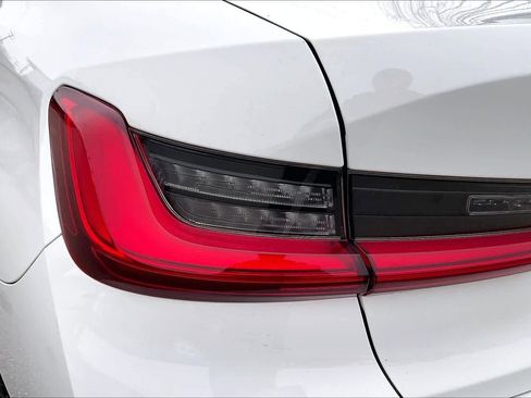 Used 2019 BMW 330i 330i w/ Driving Assistance Package image 27