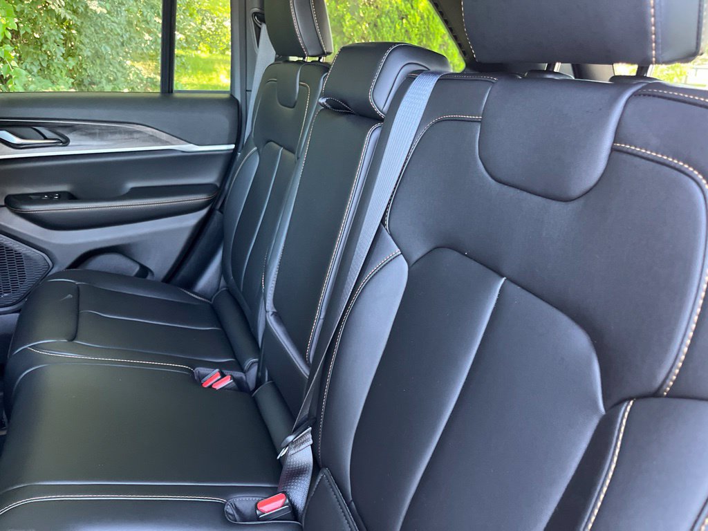 New 2026 Jeep Grand Cherokee Limited AWD/4WD image 33