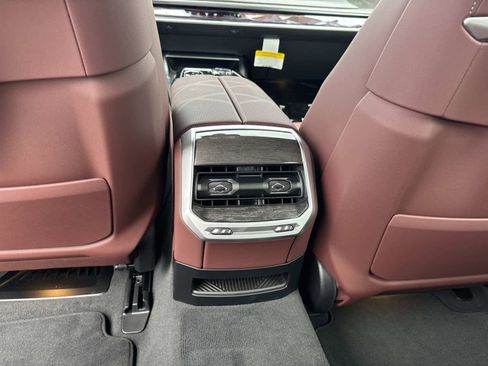 New 2026 BMW 760i xDrive 760i xDrive image 17