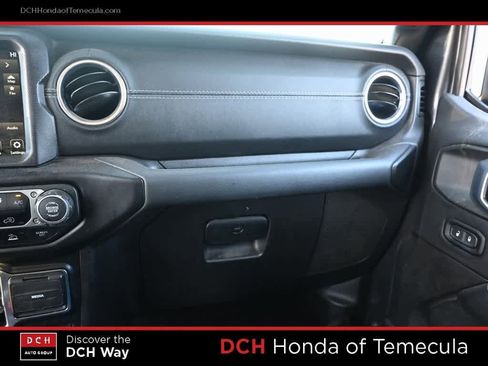 Used 2021 Jeep Wrangler Unlimited Sahara w/ Safety Group image 13