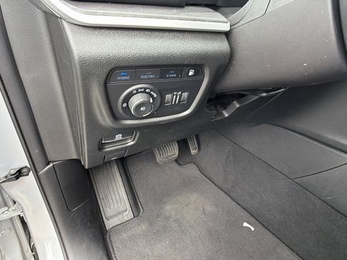 Used 2023 Jeep Grand Cherokee 4WD 4xe image 25