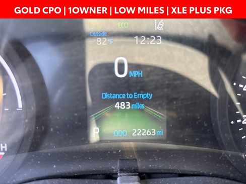 Used 2023 Toyota Sienna XLE w/ XLE Plus Package FWD image 24