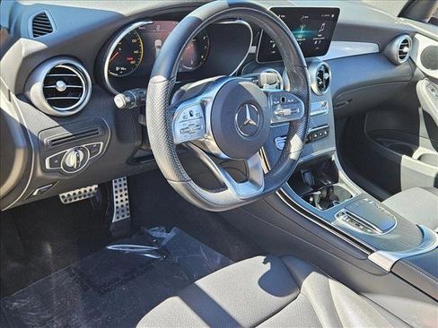 Used 2022 Mercedes-Benz GLC 300 image 10