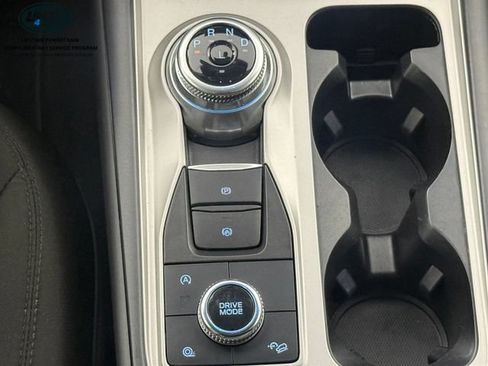 Used 2023 Ford Explorer XLT AWD/4WD image 23