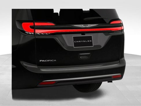 New 2026 Chrysler Pacifica Select image 8