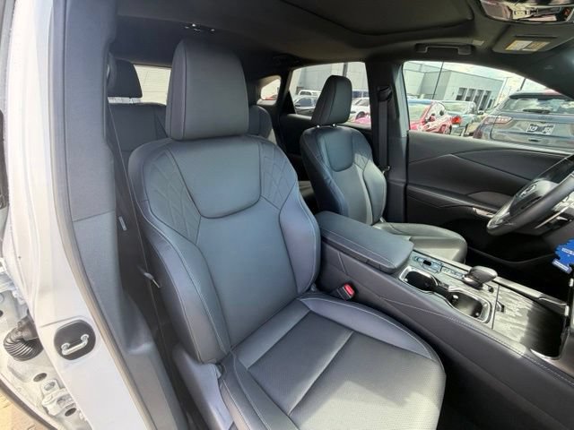 Used 2024 Lexus RX 350 Premium w/ Accessory Package (Z1) FWD image 29