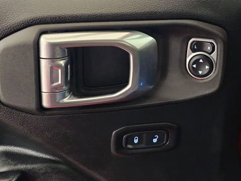 Used 2021 Jeep Gladiator Sport AWD/4WD image 18