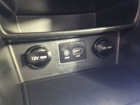 Used 2018 Hyundai Kona SEL w/ SEL Tech Package 02 FWD image 26