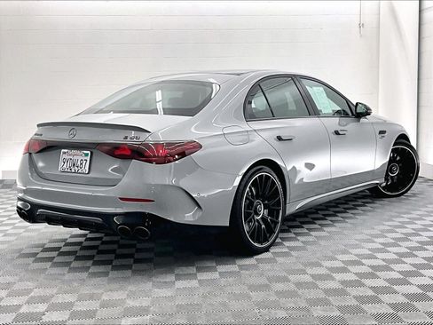 Used 2026 Mercedes-Benz E 53 AMG e 4MATIC Sedan image 11