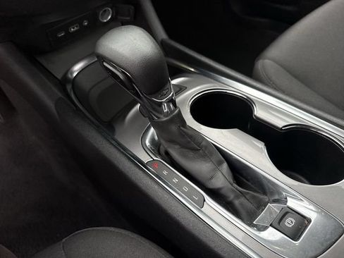 Used 2024 Chevrolet Malibu LT FWD image 20