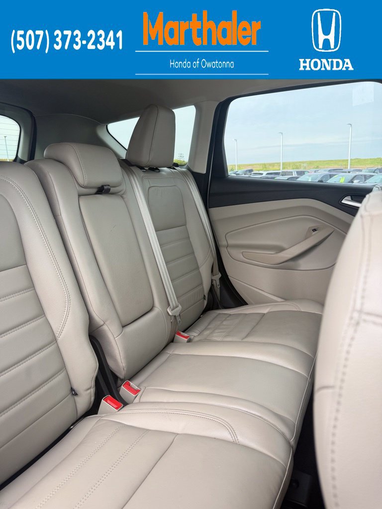 Used 2018 Ford Escape Titanium w/ Ford Safe & Smart Package AWD/4WD image 17