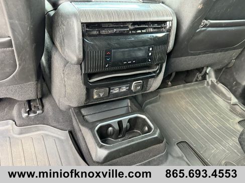 Used 2022 Jeep Wagoneer Series III w/ Flexible Seating Group AWD/4WD image 18