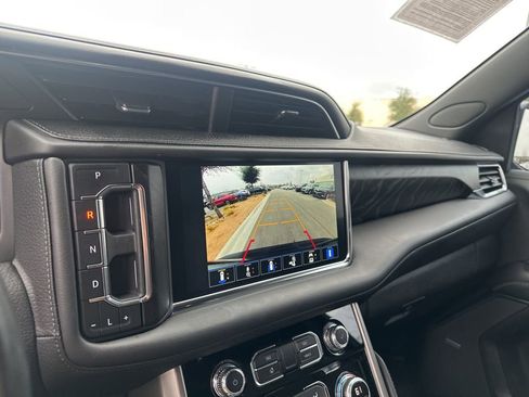 Used 2022 GMC Yukon Denali image 38