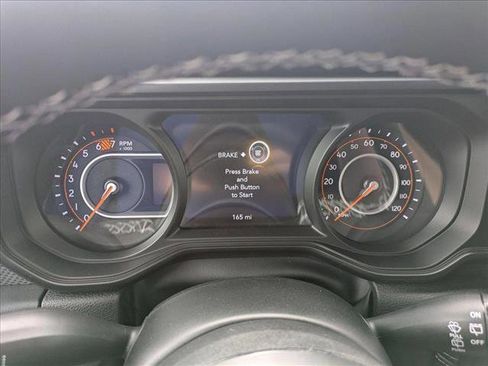 New 2025 Jeep Wrangler Rubicon w/ Technology Group image 11