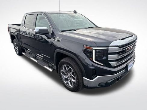 Used 2024 GMC Sierra 1500 SLE image 9