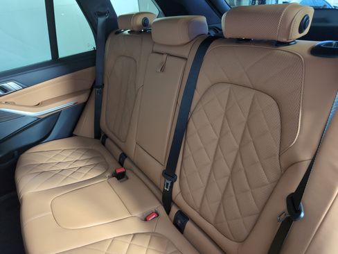 Used 2026 BMW X5 sDrive40i w/ Premium Package image 28