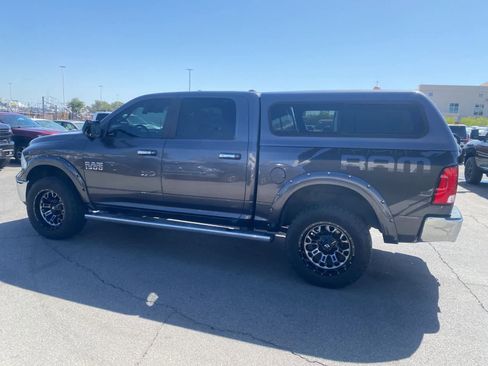 Used 2017 RAM 1500 Classic SLT w/ SLT Plus D￩cor Group AWD/4WD image 9