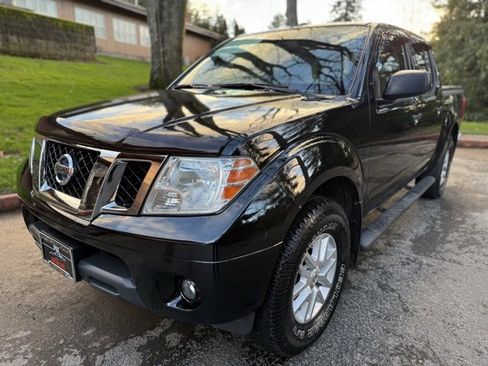 Used 2016 Nissan Frontier SV image 1