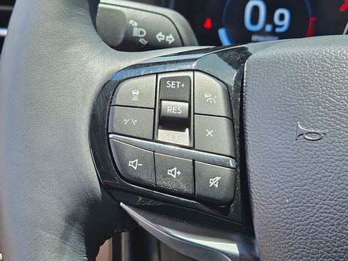 Used 2026 Ford Explorer Platinum w/ LUX Leather Package AWD/4WD image 18