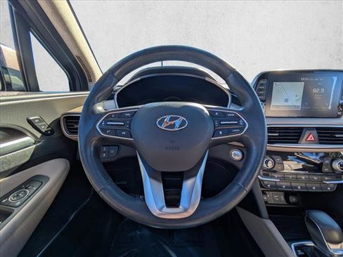 Used 2019 Hyundai Santa Fe AWD image 10