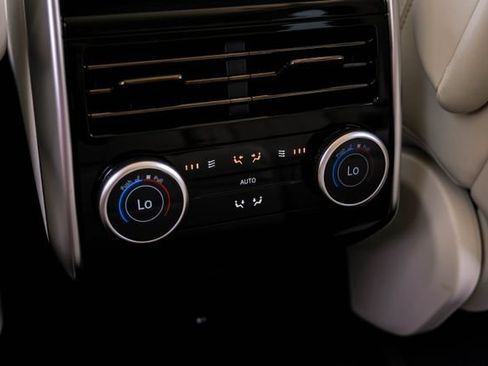 New 2026 Land Rover Range Rover SE AWD/4WD image 47