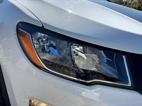 Used 2018 Jeep Compass Trailhawk image 26