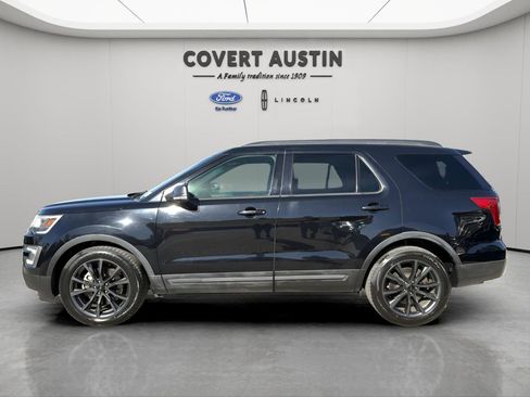 Certified 2017 Ford Explorer XLT w/ Equipment Group 202A image 2