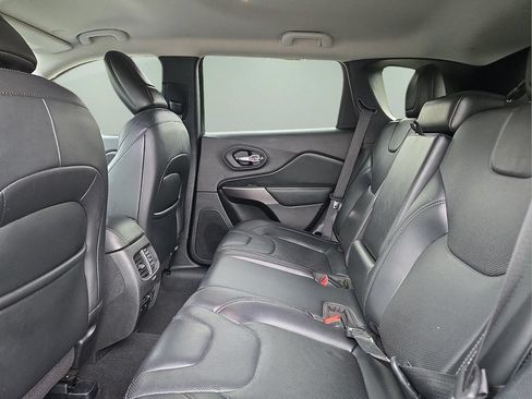 Used 2020 Jeep Cherokee Limited AWD/4WD image 10