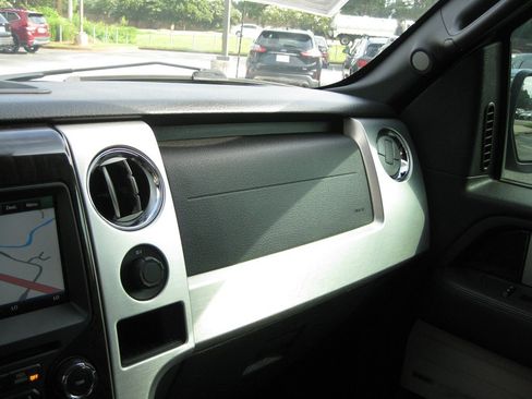 Used 2014 Ford F150 Platinum AWD/4WD image 21