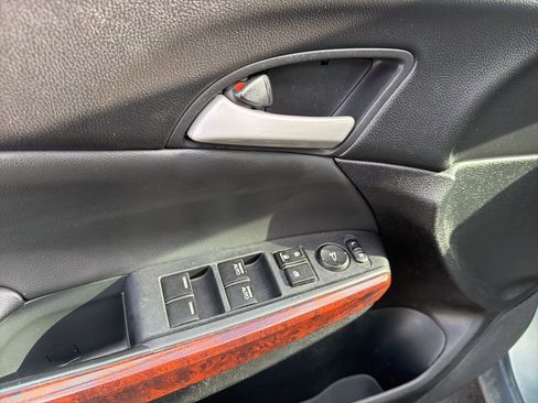 Used 2012 Honda Crosstour EX image 27