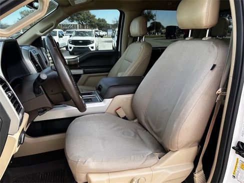 Used 2018 Ford F150 Lariat image 26