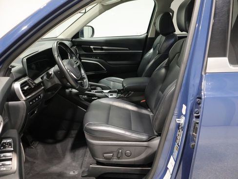 Used 2025 Kia Telluride S AWD/4WD image 10