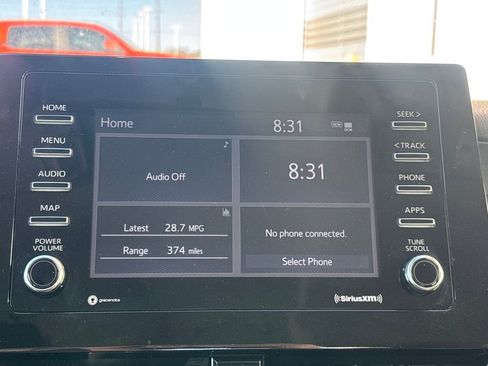 Used 2023 Toyota Camry SE image 11