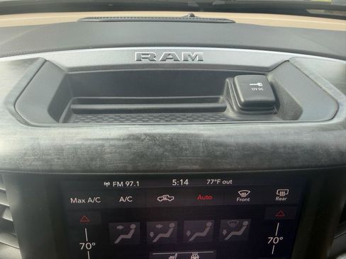 Used 2019 RAM 1500 Big Horn AWD/4WD image 22