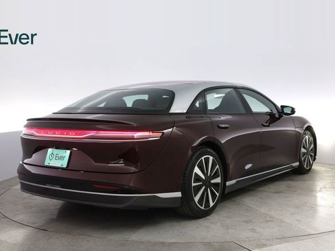 Used 2024 Lucid Air Grand Touring image 3
