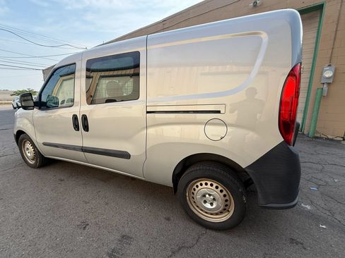 Used 2019 RAM ProMaster City Tradesman FWD image 4