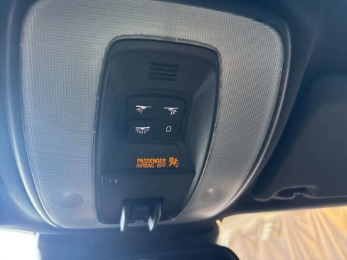 Used 2015 Volvo XC60 T6 Platinum image 27