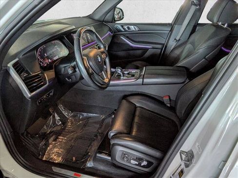 Used 2019 BMW X5 xDrive40i w/ Luxury Seating Package AWD/4WD image 16