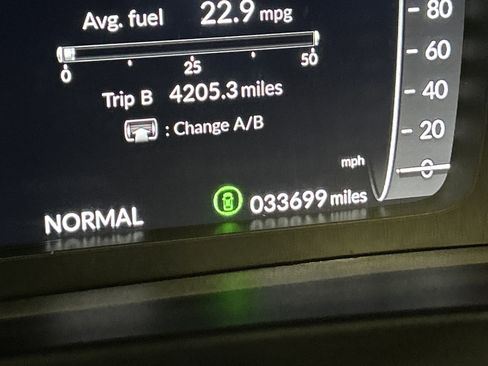 Certified 2024 Honda Pilot Elite image 21