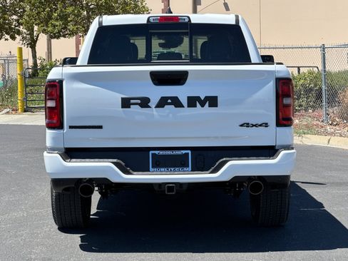New 2026 RAM 1500 4x4 Crew Cab image 4