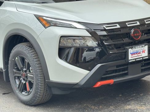 New 2026 Nissan Rogue SV w/ Rock Creek Premium Package AWD/4WD image 4