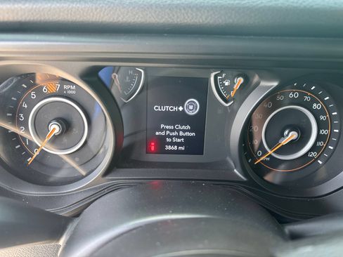 Used 2025 Jeep Wrangler Sport AWD/4WD image 11
