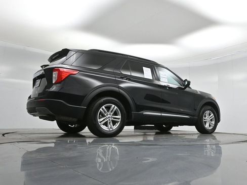 Used 2024 Ford Explorer XLT w/ Equipment Group 202A image 48