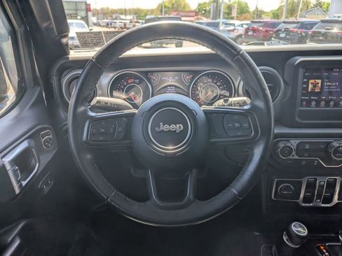 Used 2022 Jeep Wrangler Unlimited Sport AWD/4WD image 12