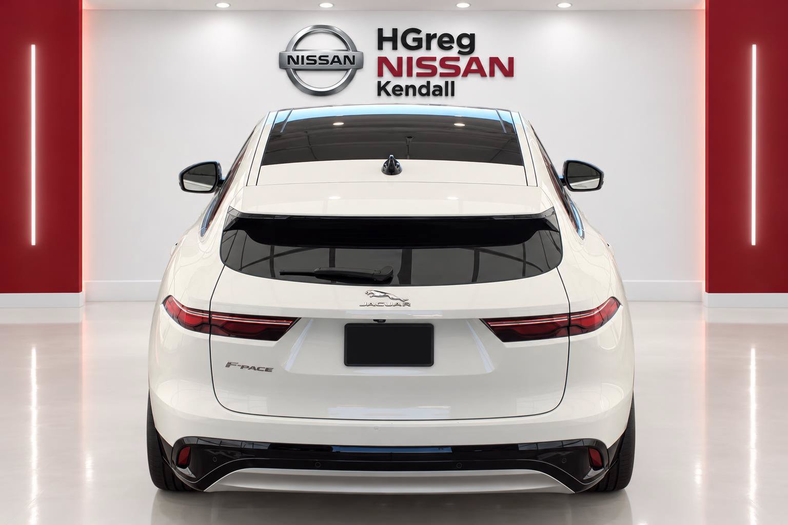 Used 2023 Jaguar F-PACE S AWD/4WD image 6