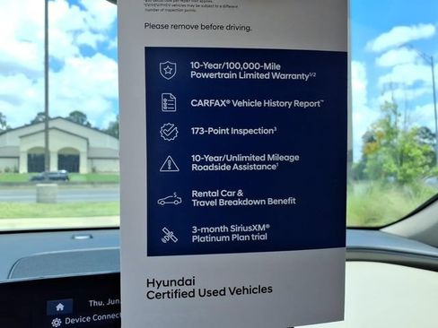 Certified 2023 Hyundai Santa Fe SE FWD image 11