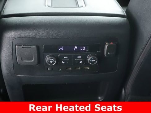 Used 2019 GMC Yukon XL SLT w/ Open Road Package RWD image 29