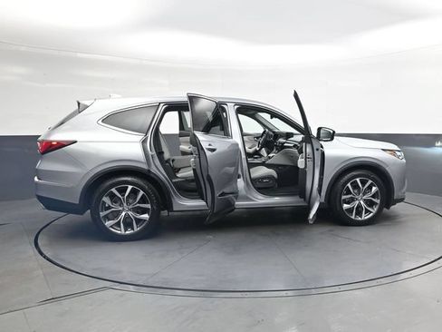 Used 2024 Acura MDX FWD w/ Technology Package image 41